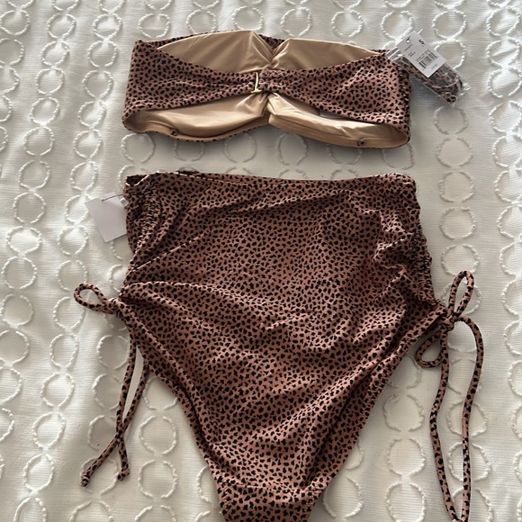 A Pea In The Pod Maternity Cheetah Convertible Two Piece Swimsuit Size L - Picture 4 of 5